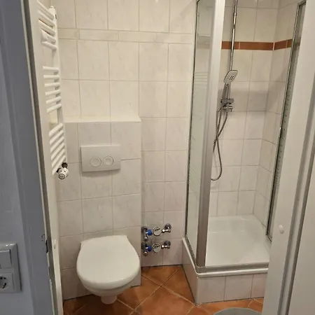 Apartment Moderne Mit Sonnenuntergang über Dem