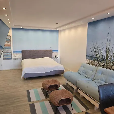 Apartment Moderne Mit Sonnenuntergang über Dem